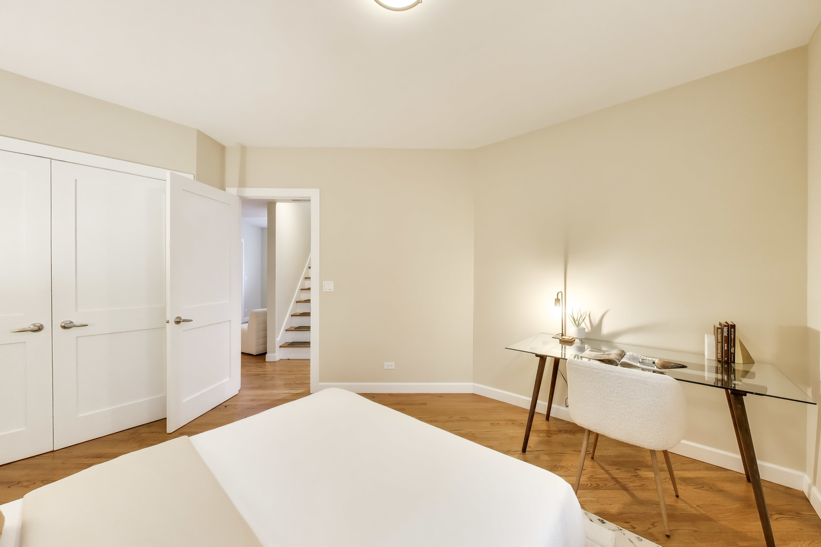2317 W ARMITAGE Avenue Unit: 1W