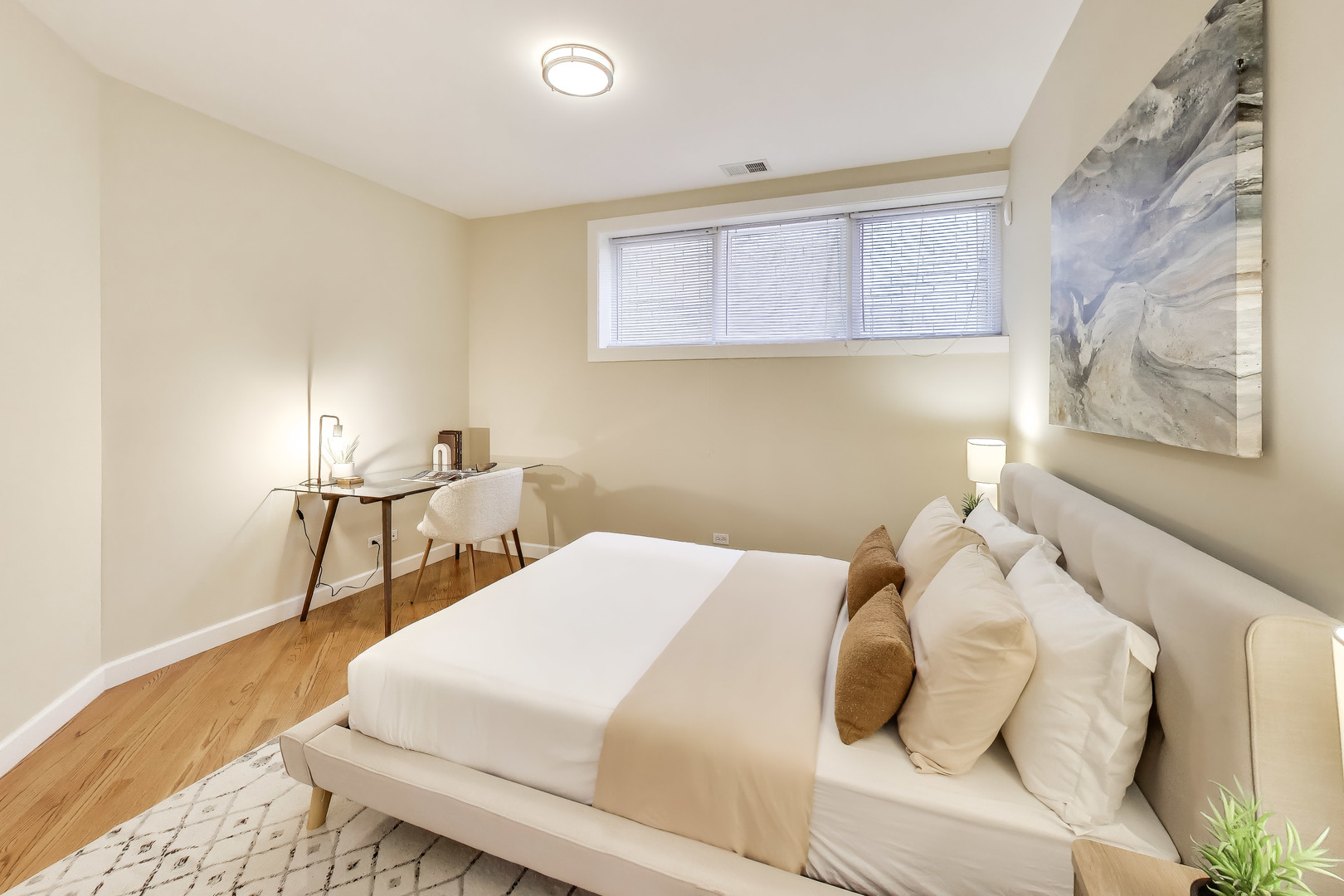 2317 W ARMITAGE Avenue Unit: 1W
