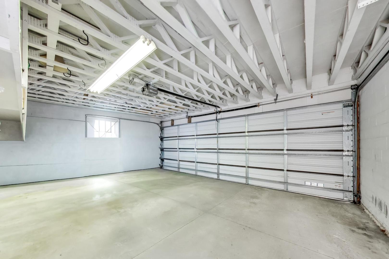 2317 W ARMITAGE Avenue Unit: 1W