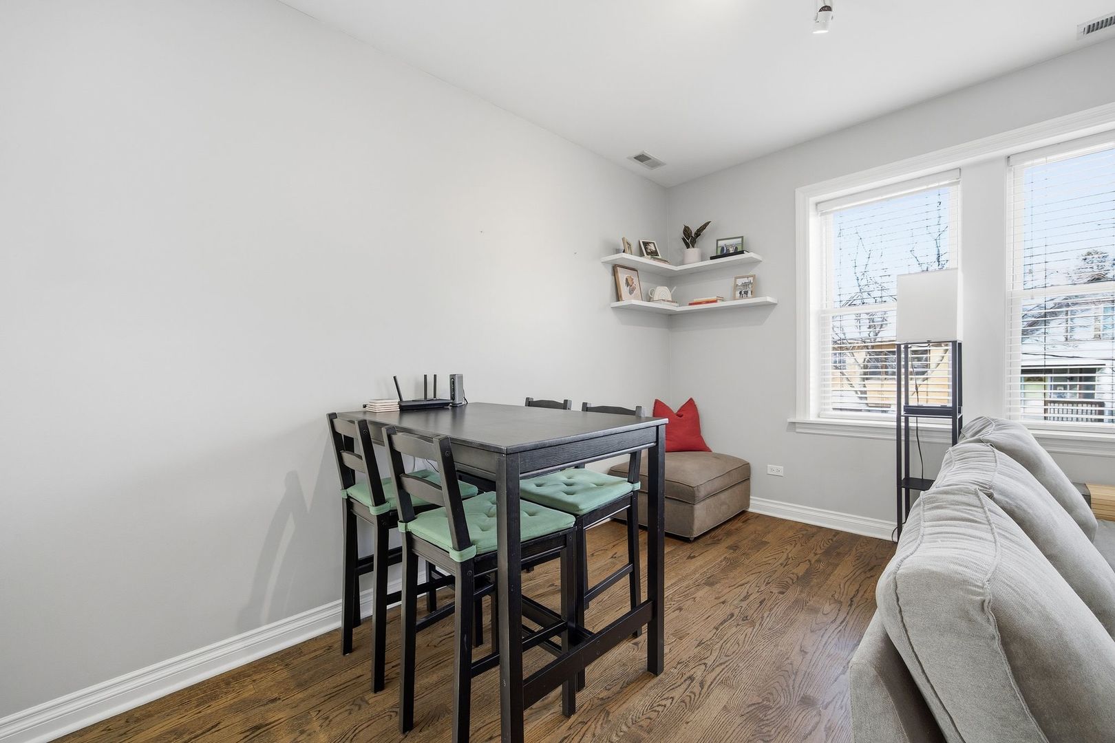 2243 W Ainslie Street Unit: 2W