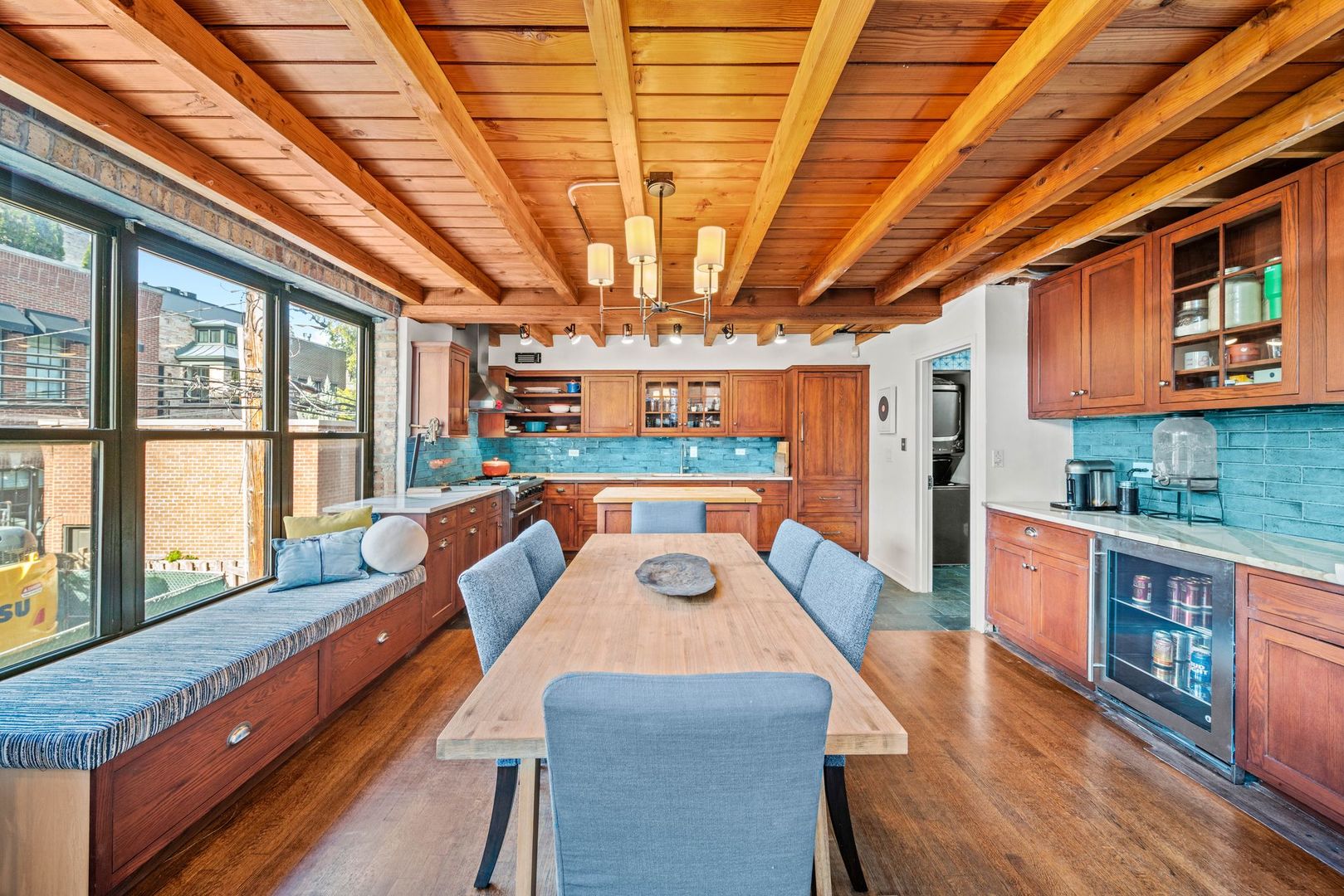 2222 N Racine Avenue Unit: 13