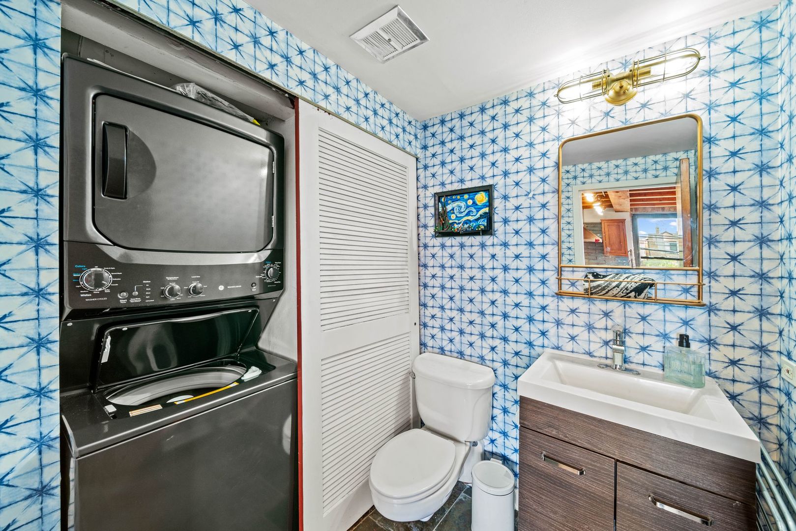 2222 N Racine Avenue Unit: 13