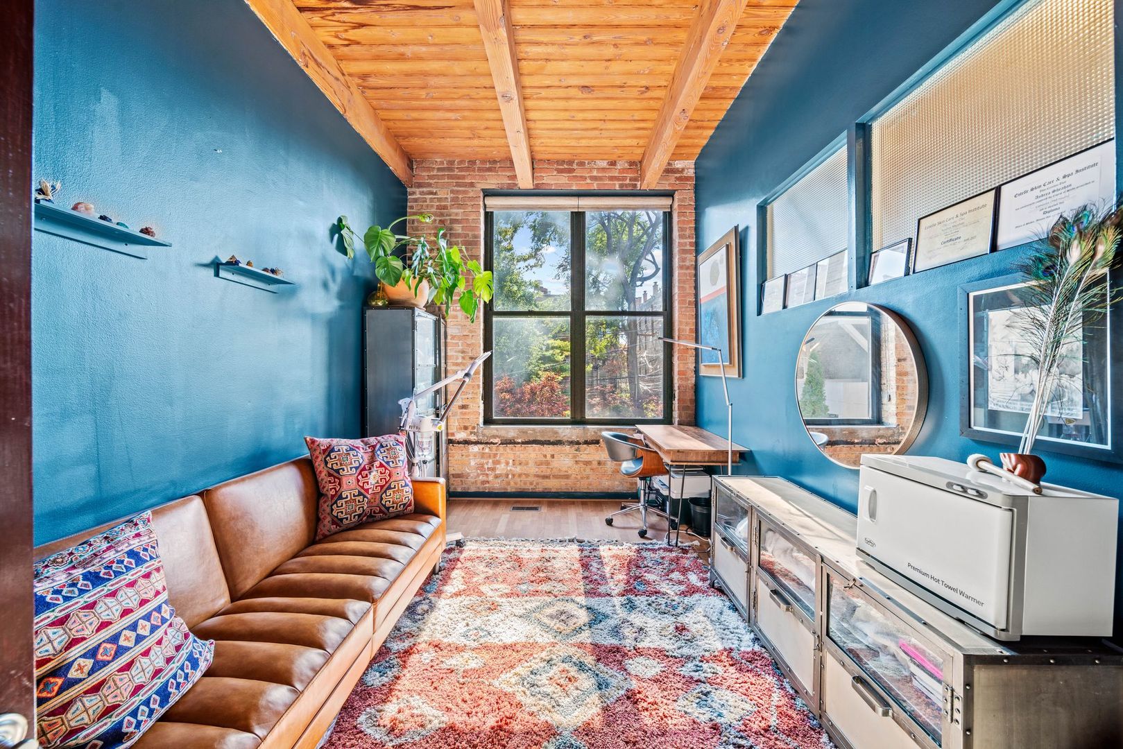 2222 N Racine Avenue Unit: 13