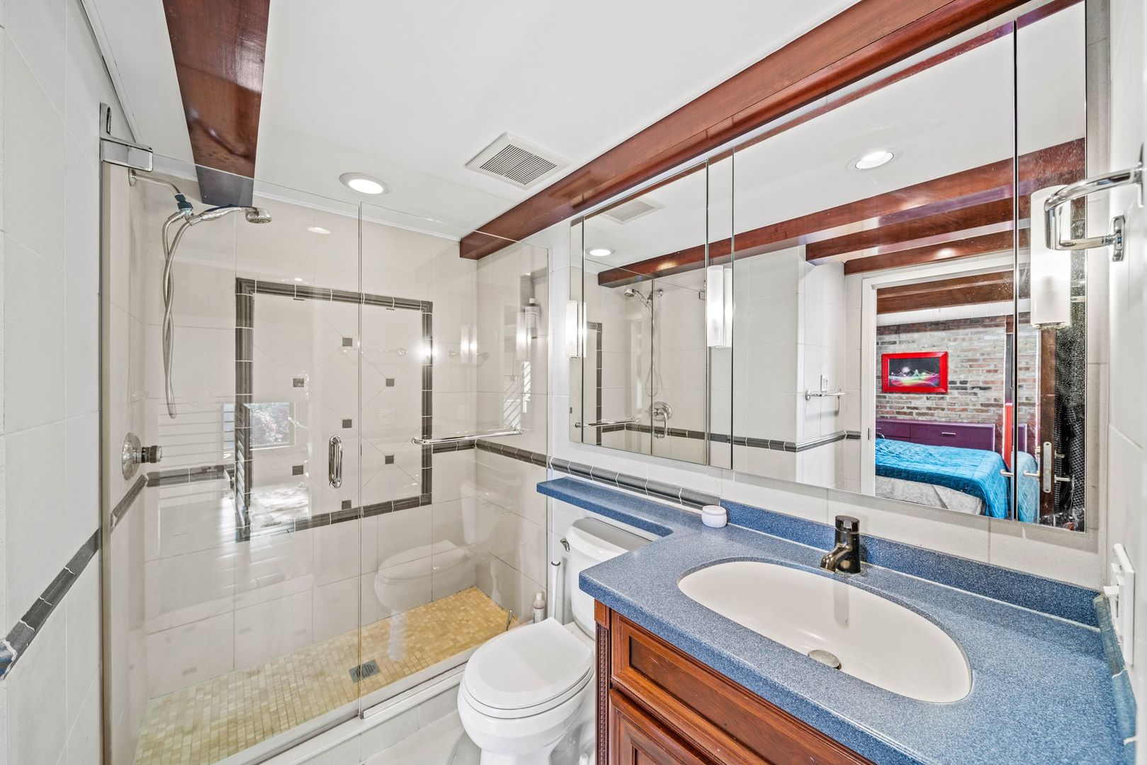 2222 N Racine Avenue Unit: 13