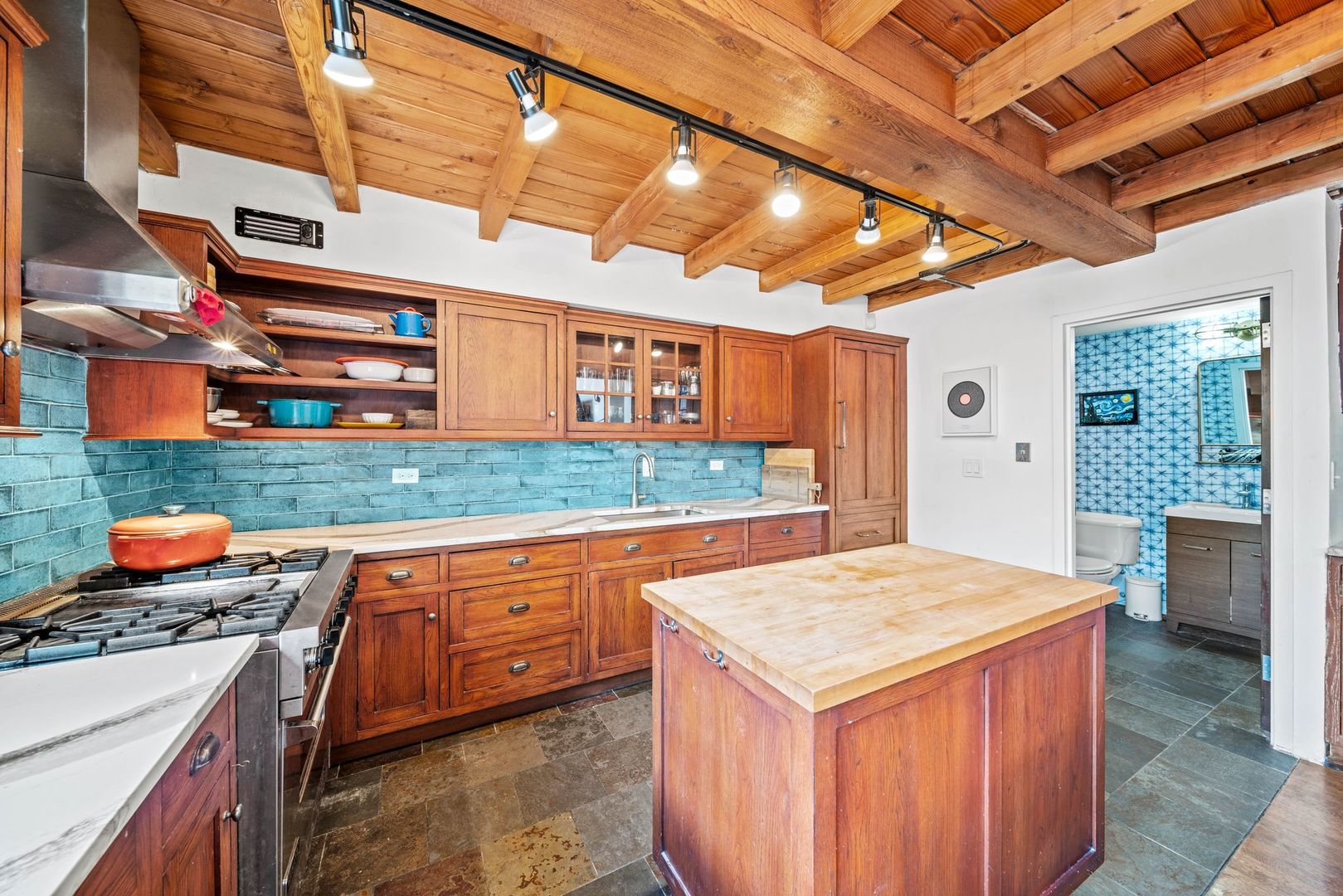 2222 N Racine Avenue Unit: 13