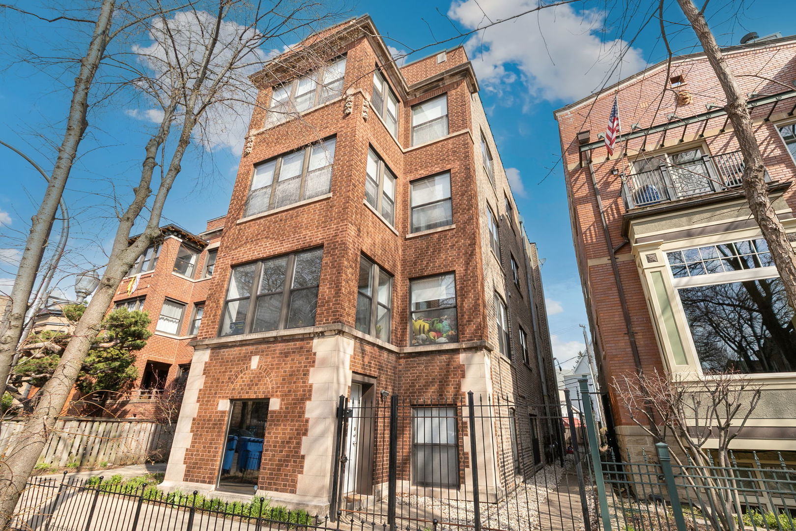 1234 W BRYN MAWR Avenue Unit: G