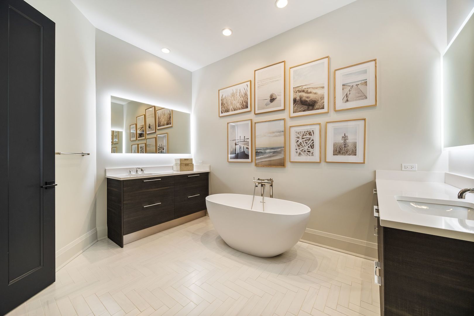 1110 W Schubert Avenue Unit: 203