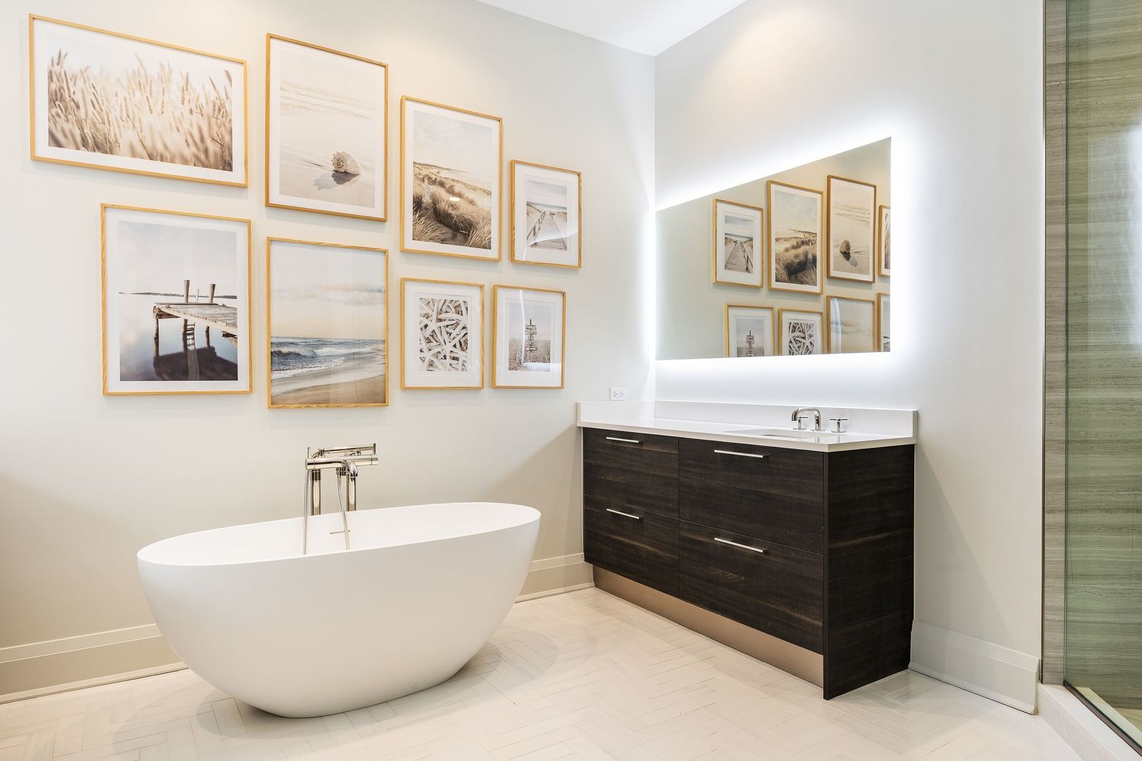 1110 W Schubert Avenue Unit: 203