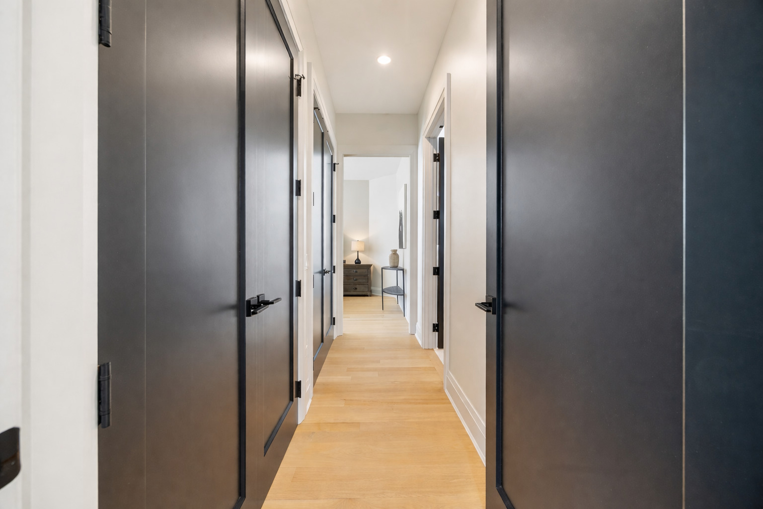 1110 W Schubert Avenue Unit: 203