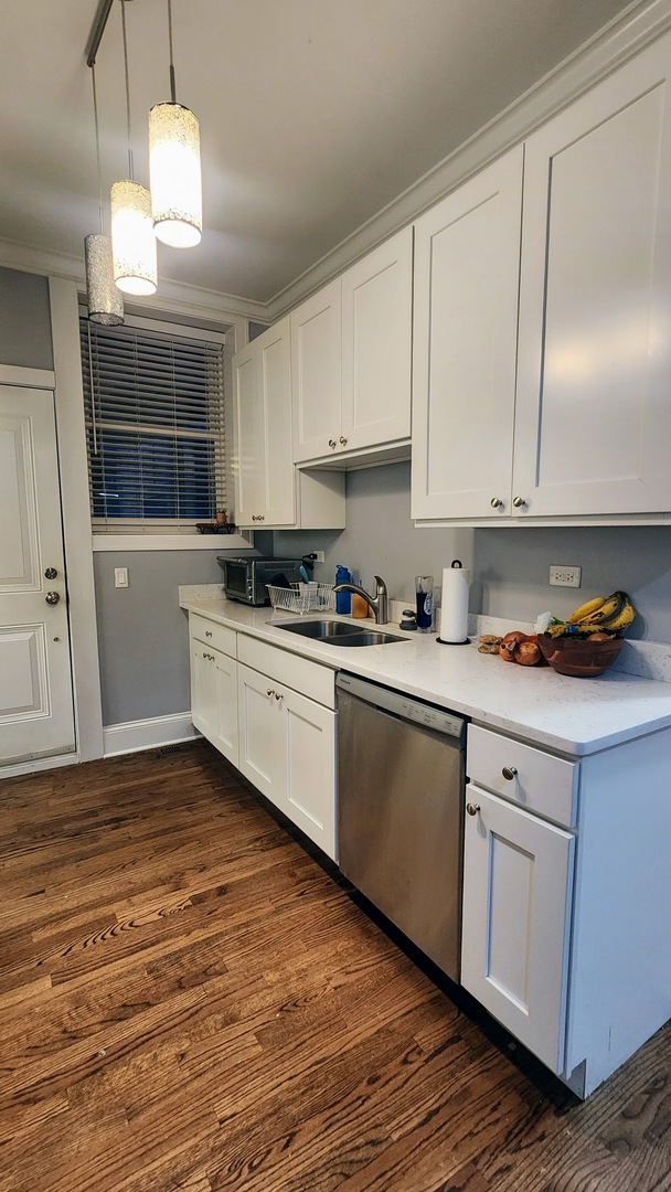 735 W Belmont Avenue Unit: 1C