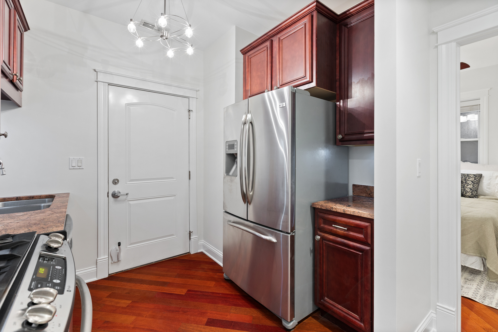 2702 W CORTLAND Avenue Unit: 2