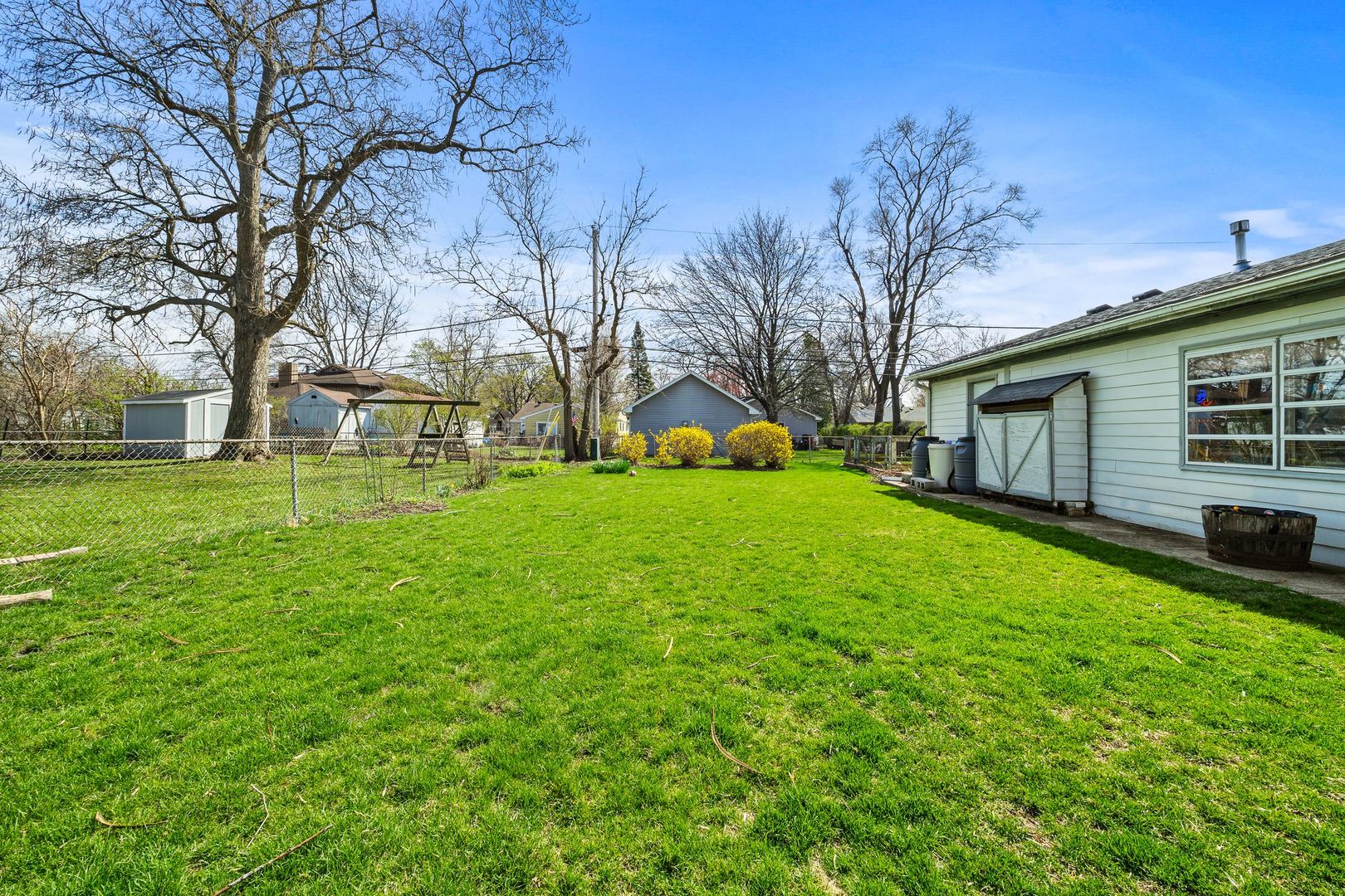 2203 Eastman Street
