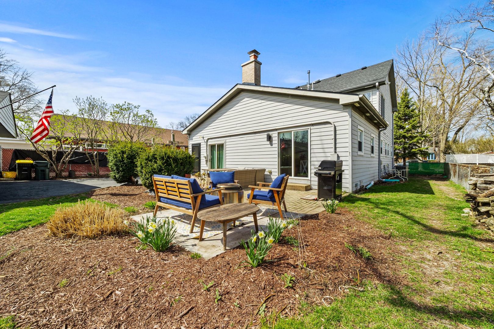 2203 Eastman Street