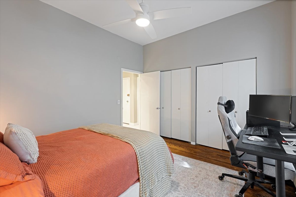 813 W Oakdale Avenue Unit: 1W