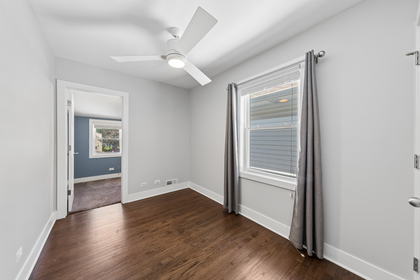 925 Harlem Avenue