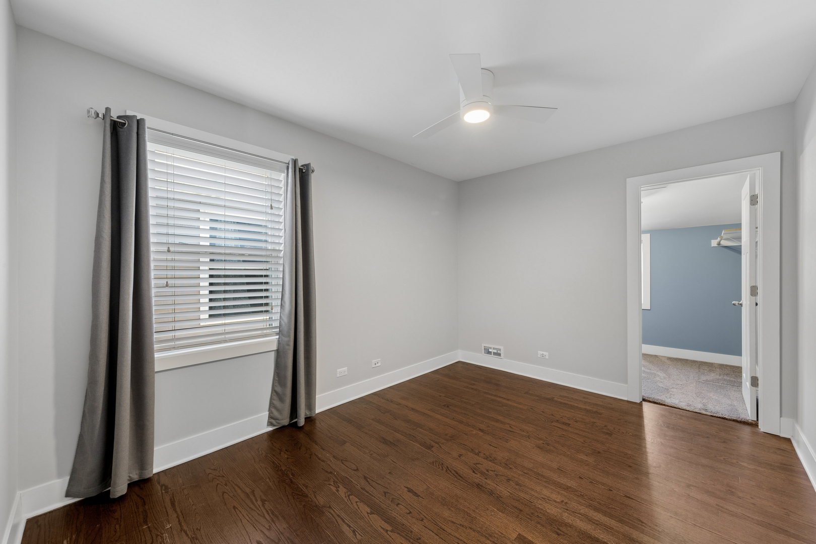 925 Harlem Avenue