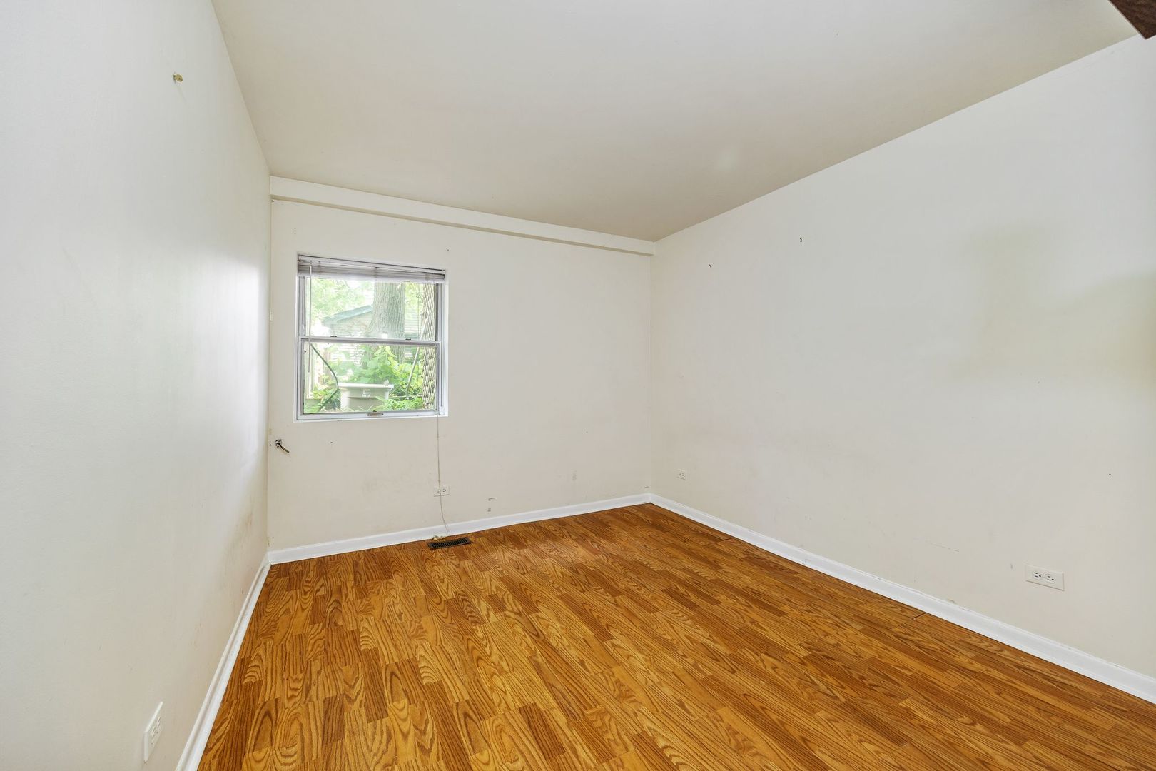 730 W Schubert Avenue Unit: G