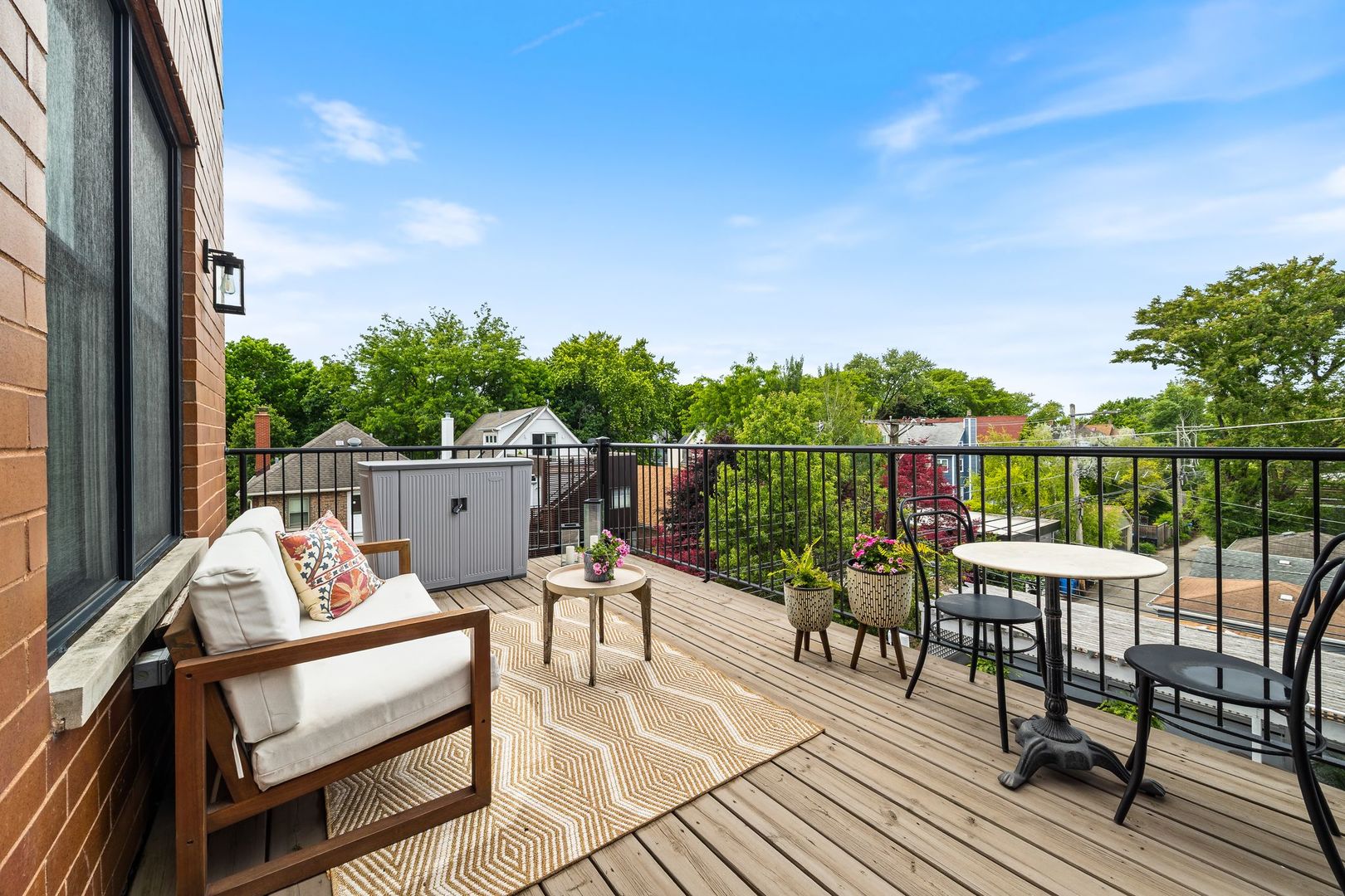 3748 N Damen Avenue Unit: 3S