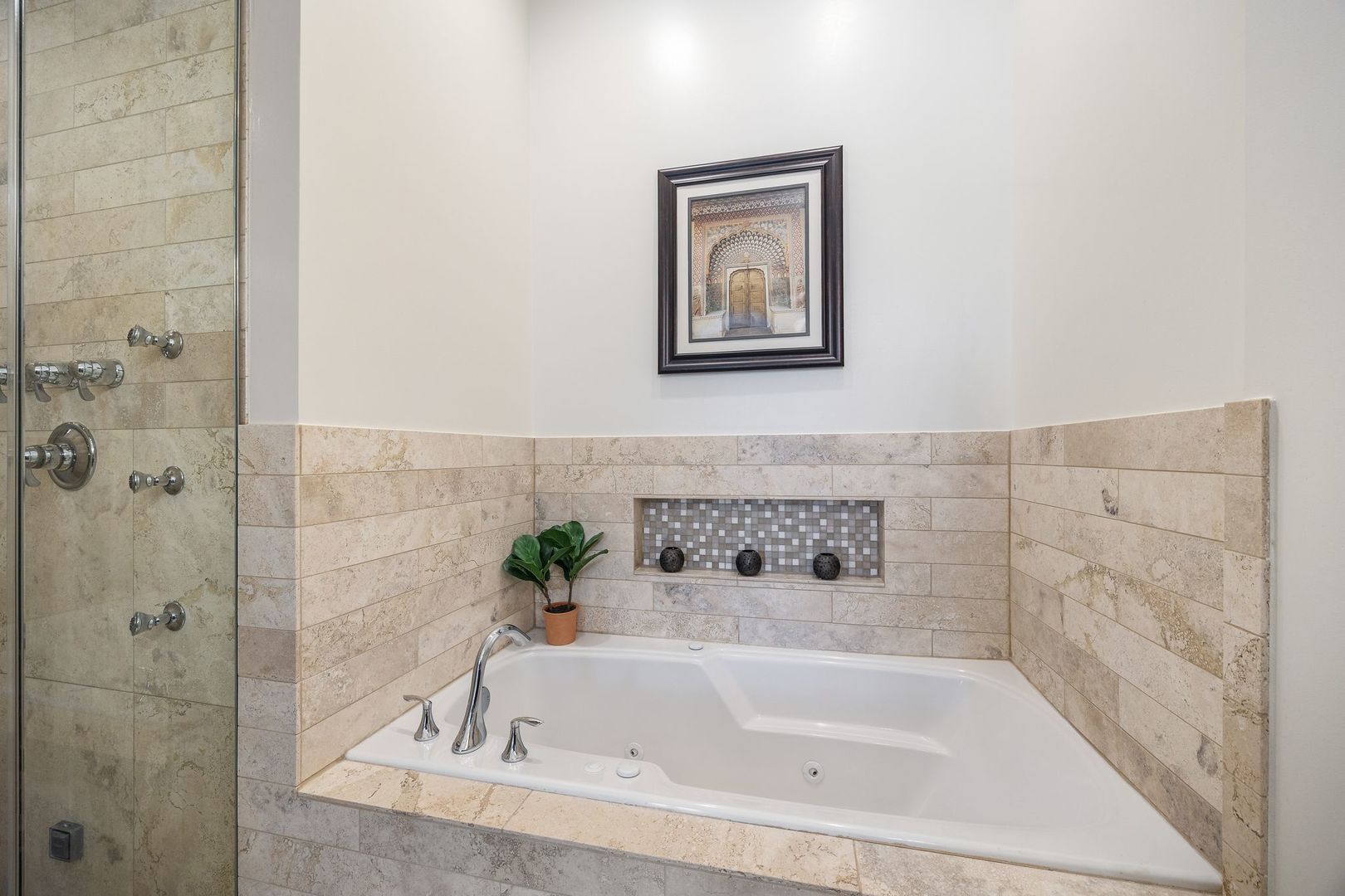3748 N Damen Avenue Unit: 3S