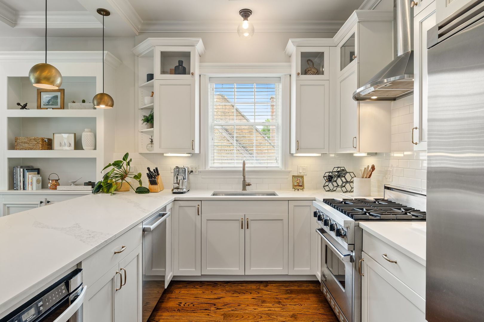 3748 N Damen Avenue Unit: 3S