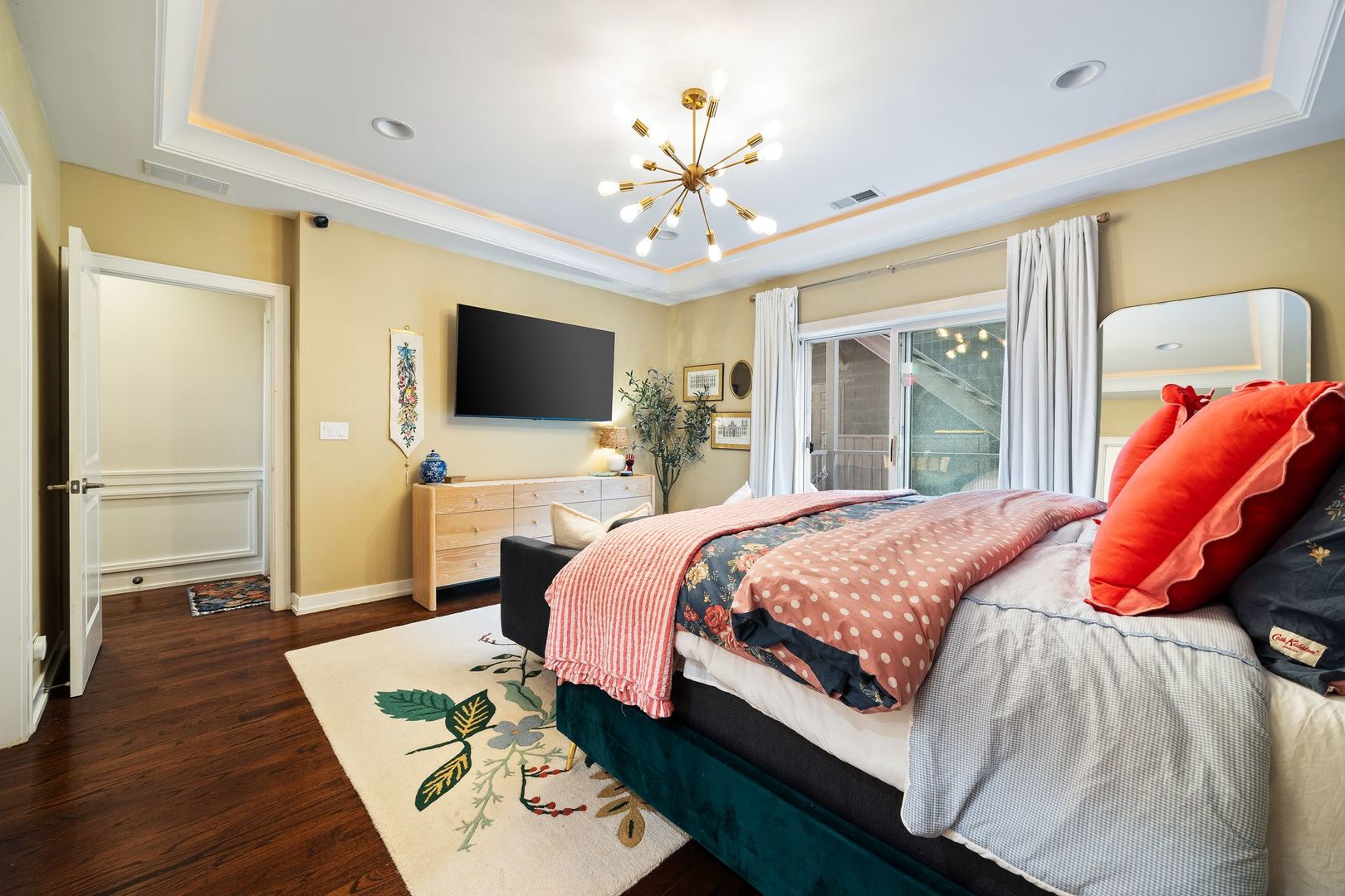 4042 N WESTERN Avenue Unit: 1N