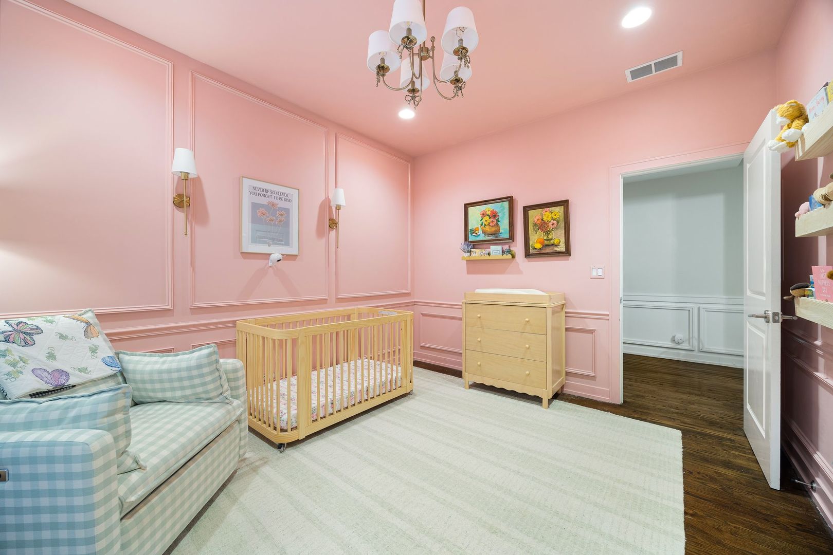 4042 N WESTERN Avenue Unit: 1N