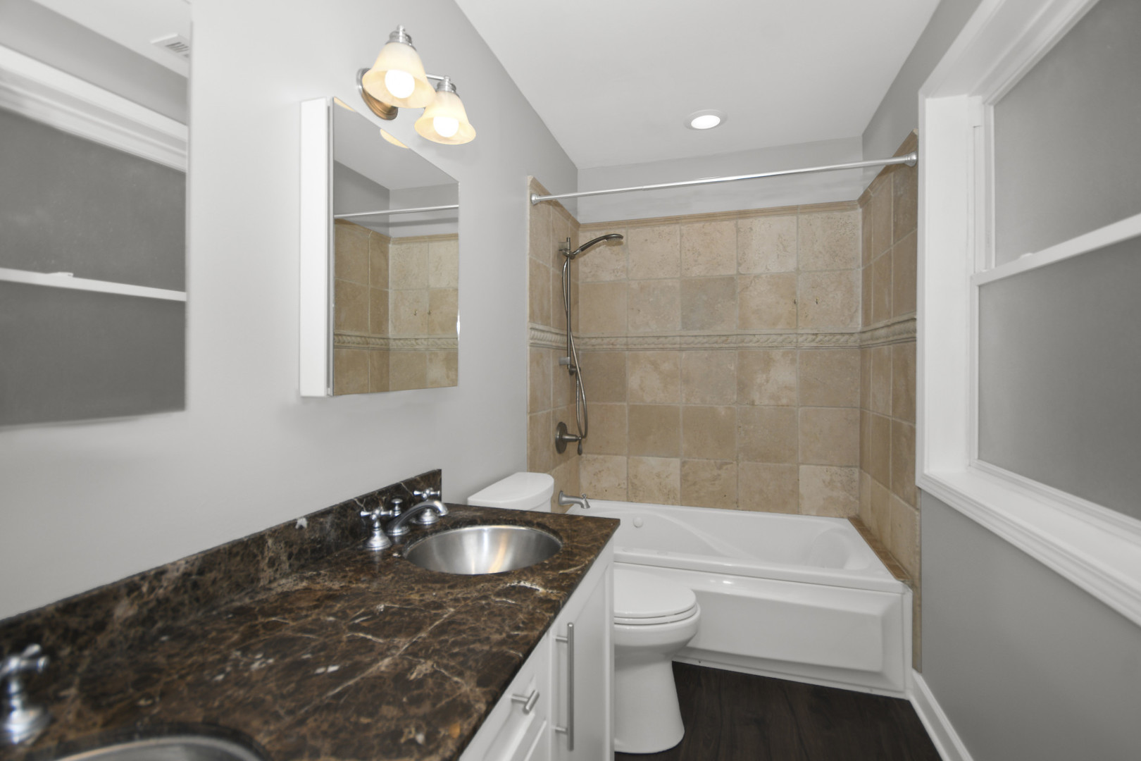 2840 N Damen Avenue Unit: 2