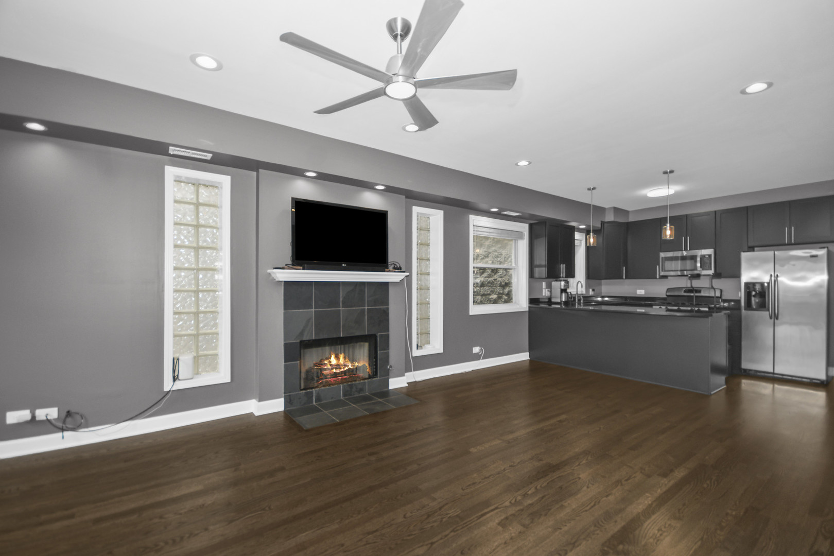 2840 N Damen Avenue Unit: 2