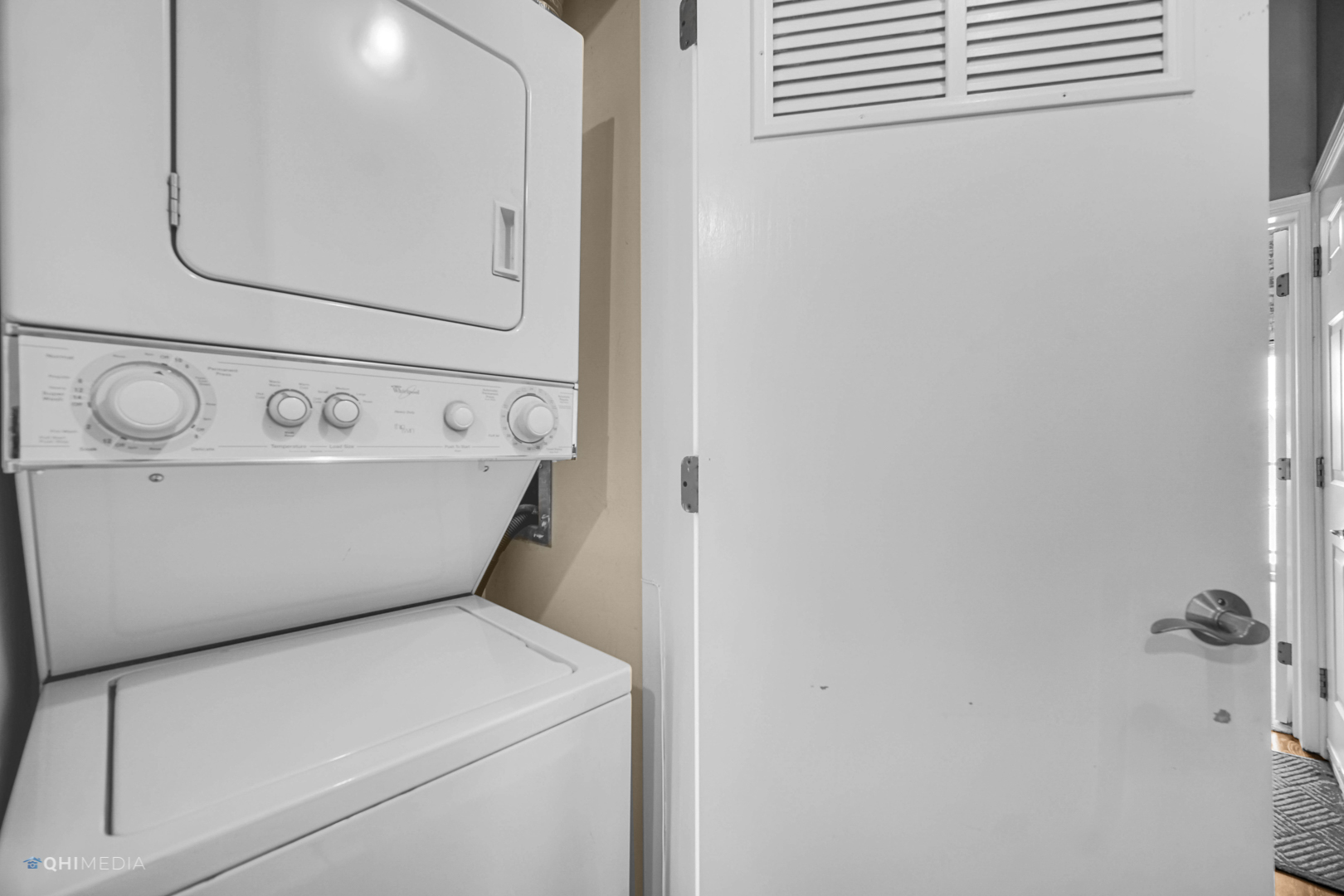 1454 W Fullerton Avenue Unit: 2