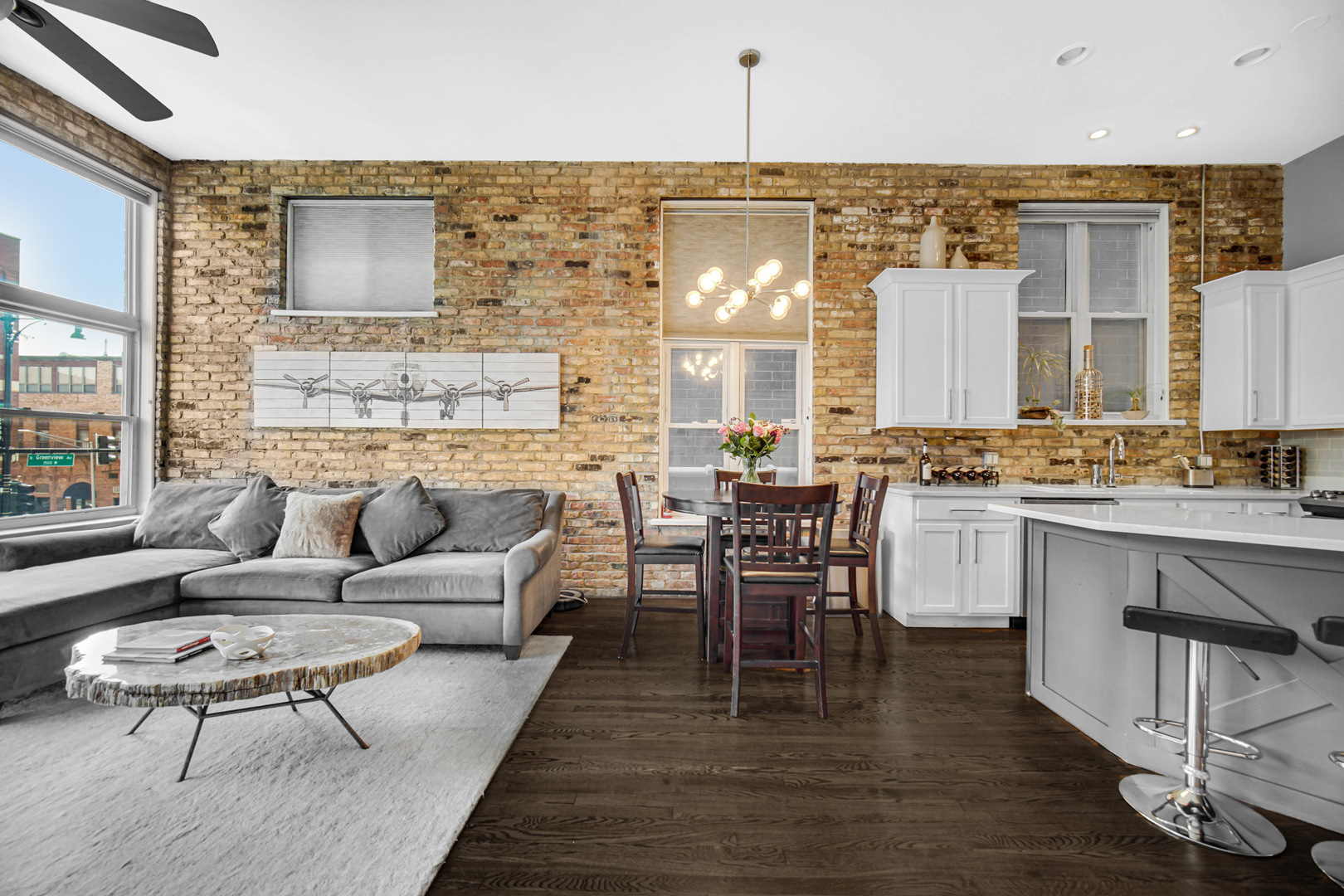 1454 W Fullerton Avenue Unit: 2
