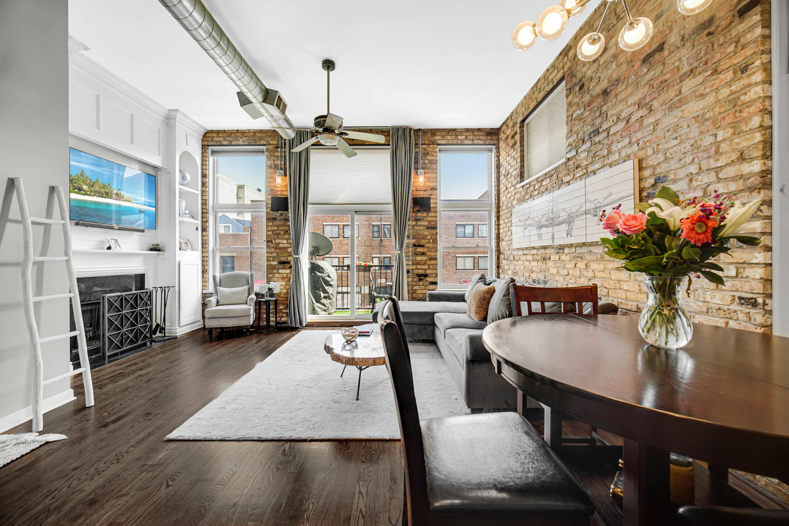 1454 W Fullerton Avenue Unit: 2