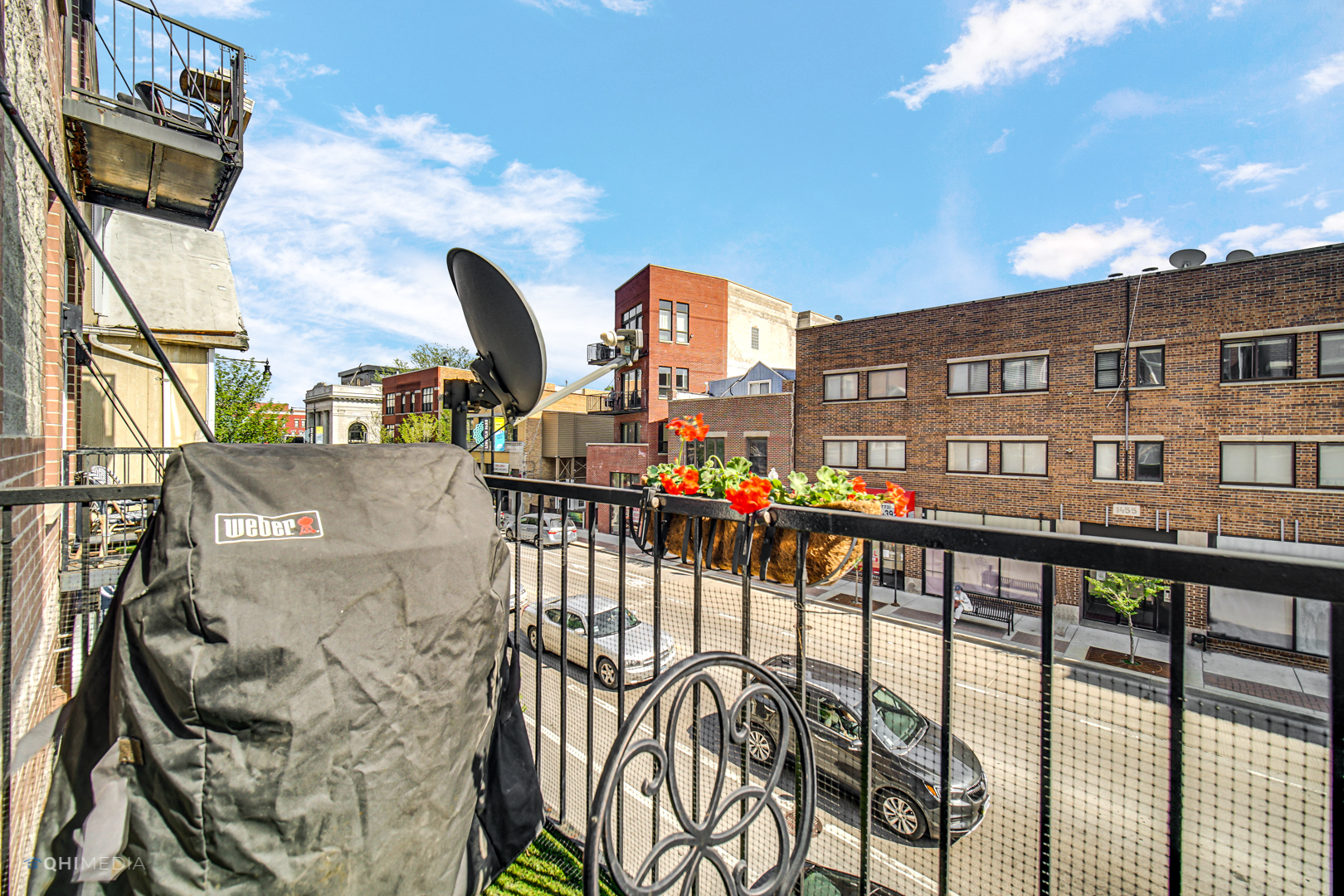 1454 W Fullerton Avenue Unit: 2