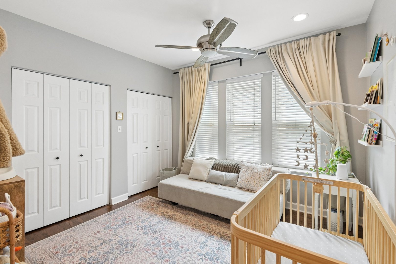 2747 N Spaulding Avenue Unit: 2