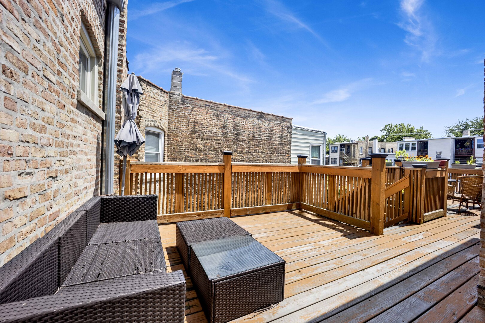 1457 W Thome Avenue Unit: 2