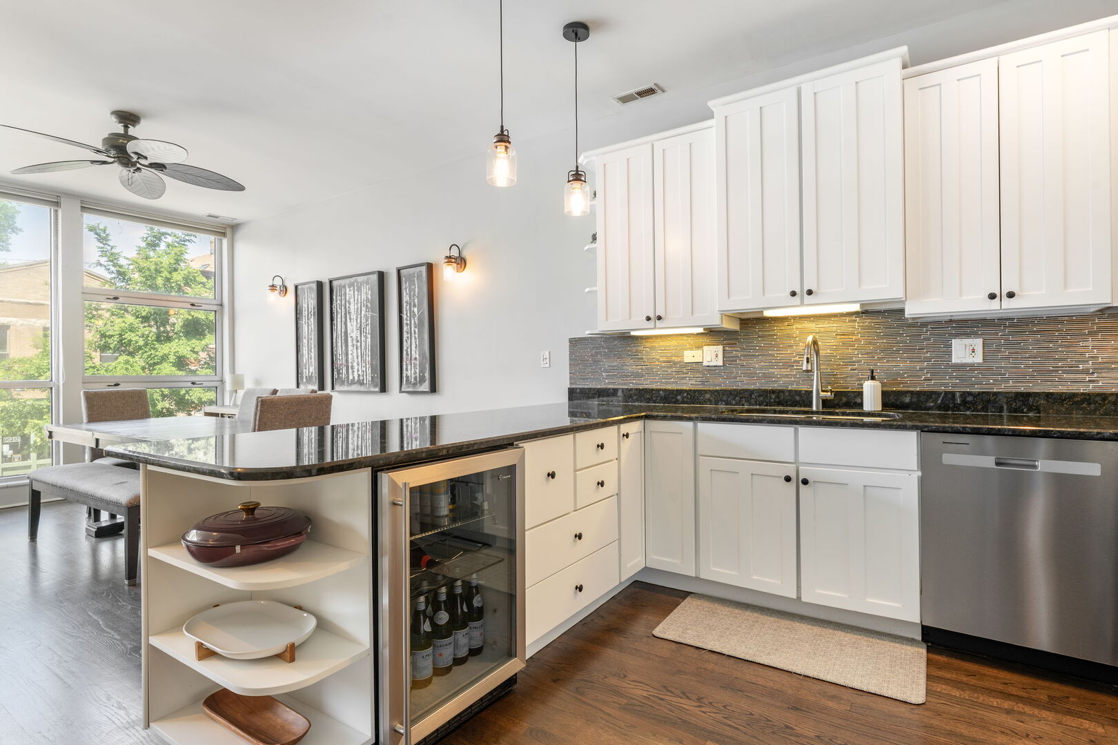 2119 N Damen Avenue Unit: 2