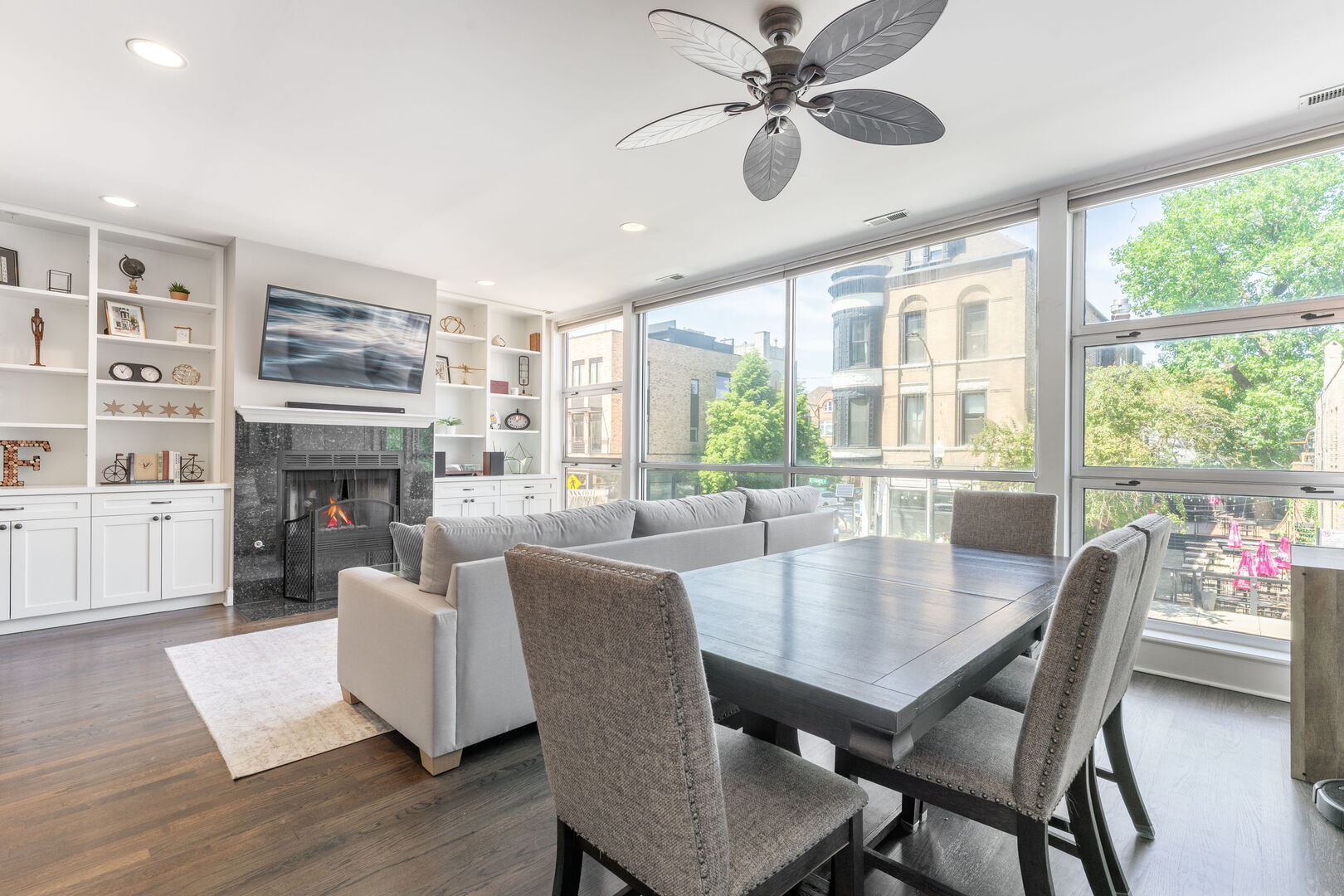 2119 N Damen Avenue Unit: 2