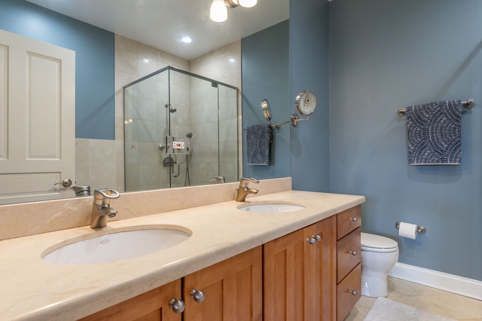 2119 N Damen Avenue Unit: 2