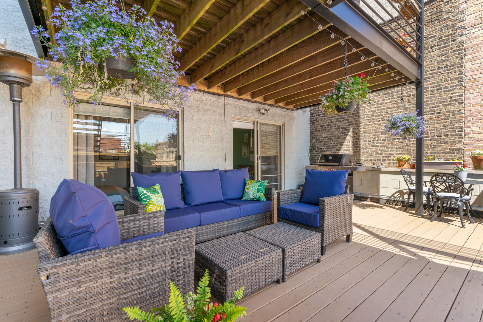 2119 N Damen Avenue Unit: 2