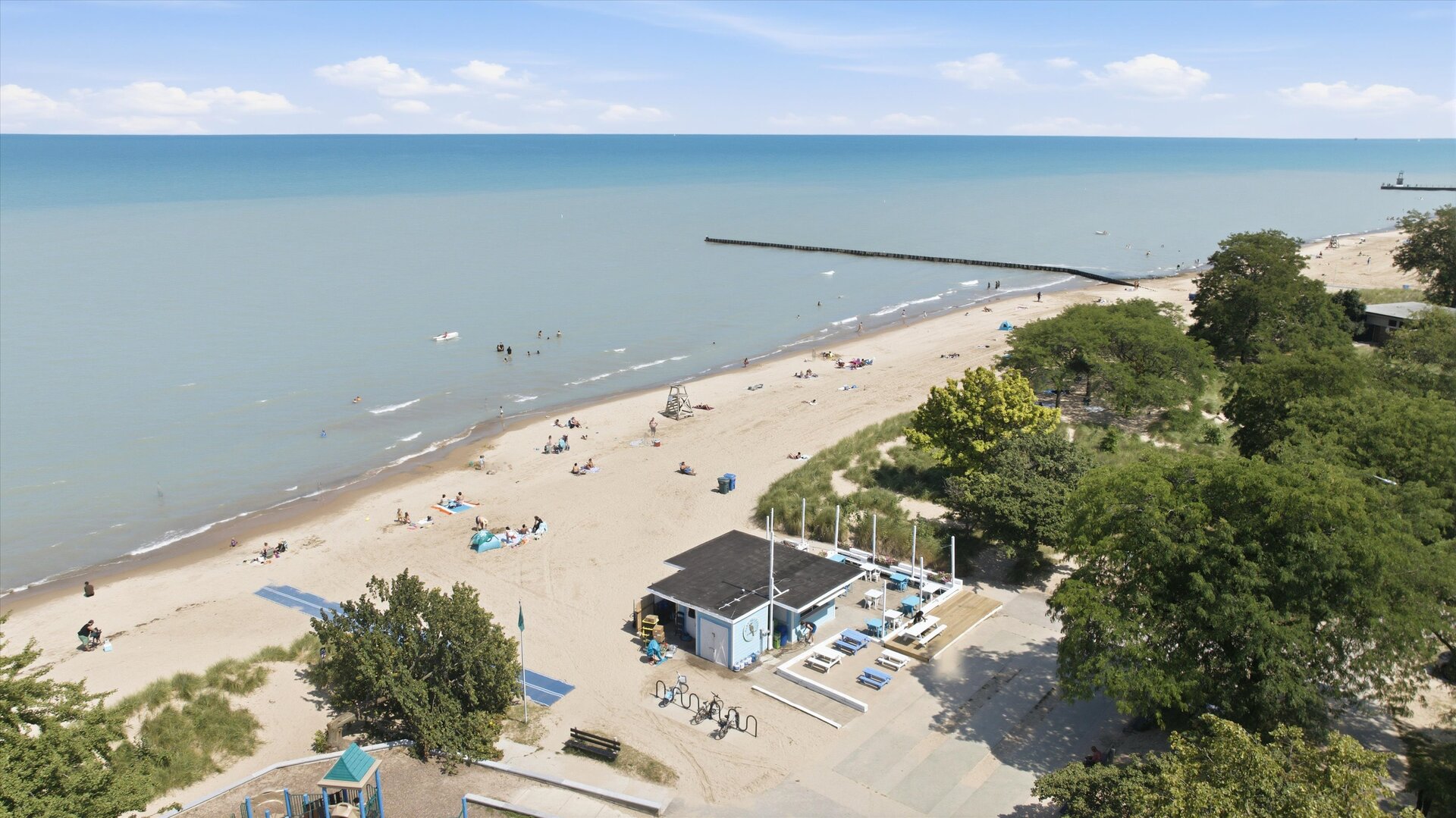 1221 W Greenleaf Avenue Unit: 3S