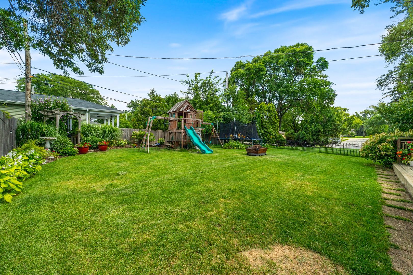 514 Eldon Place