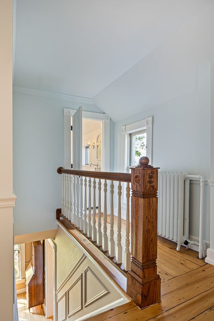 24 N Benton Street