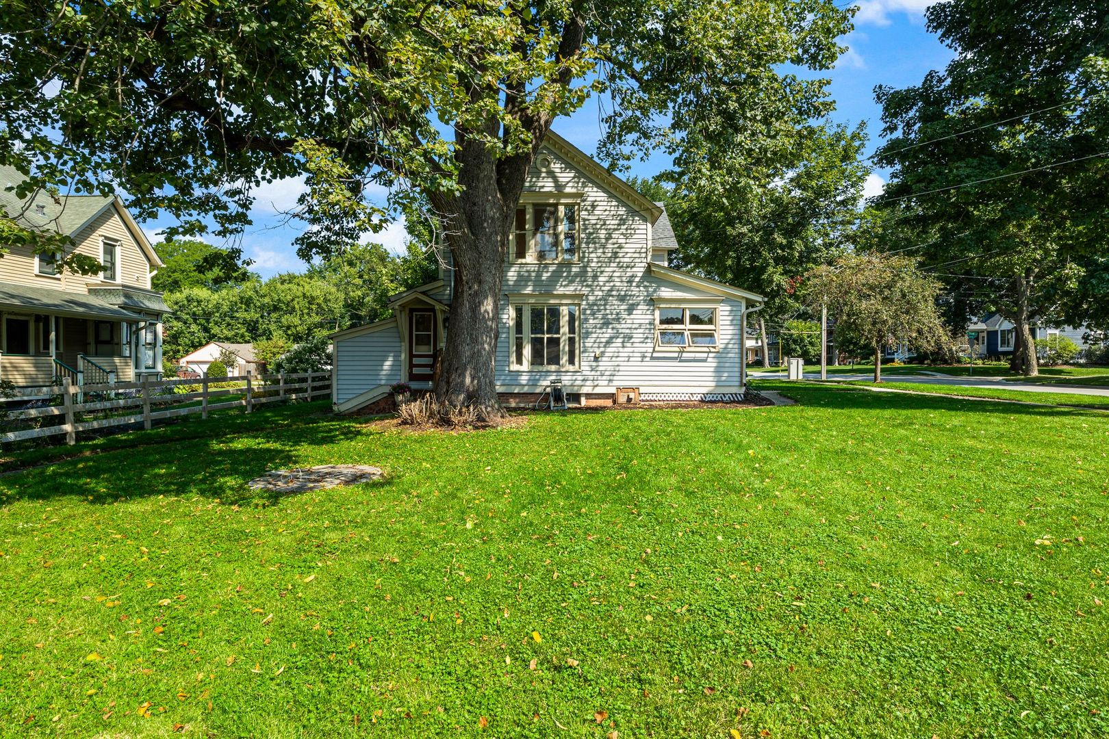 24 N Benton Street