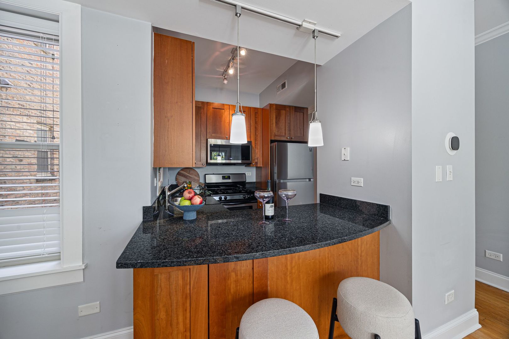 2150 W Ainslie Street Unit: 3E