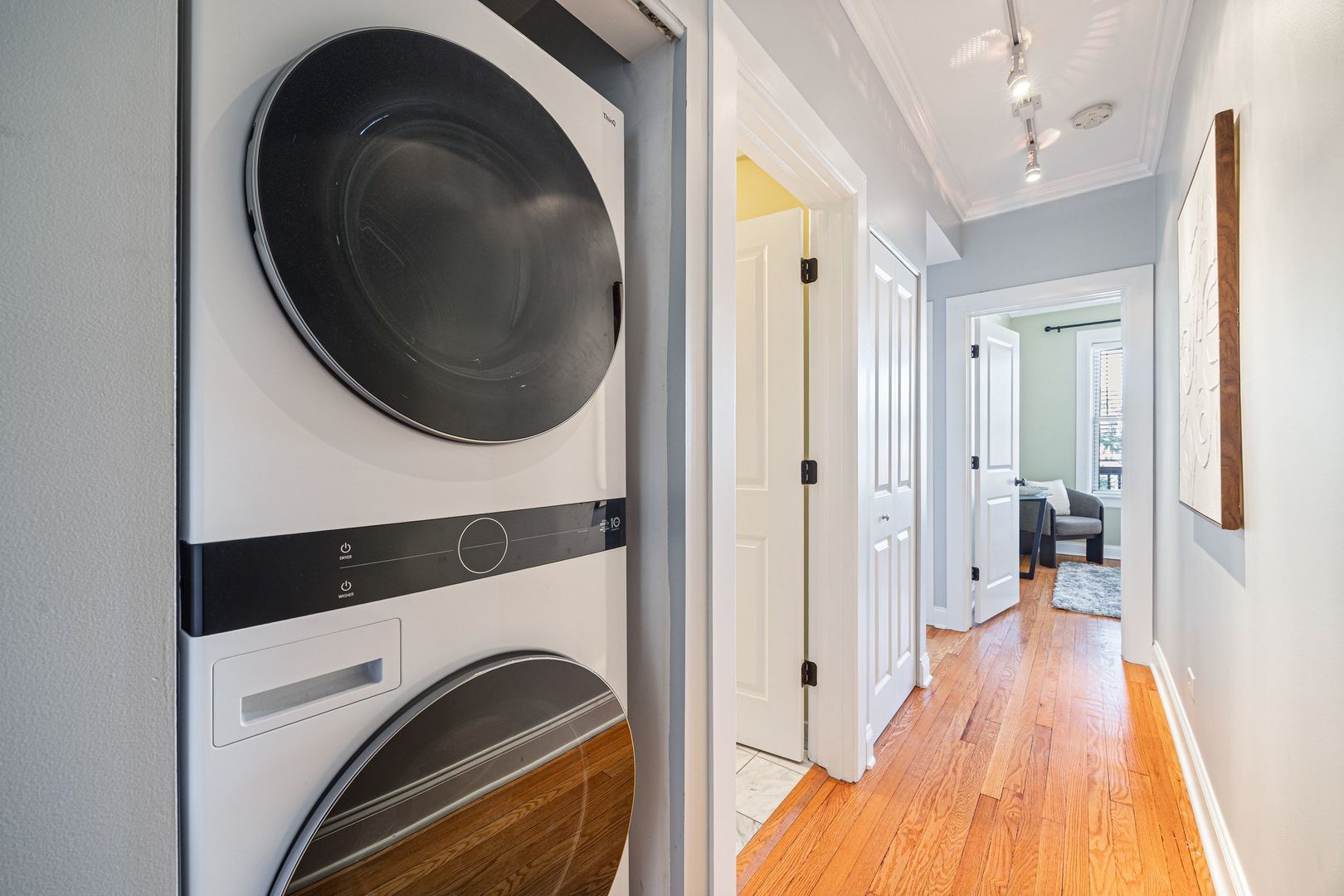 2150 W Ainslie Street Unit: 3E