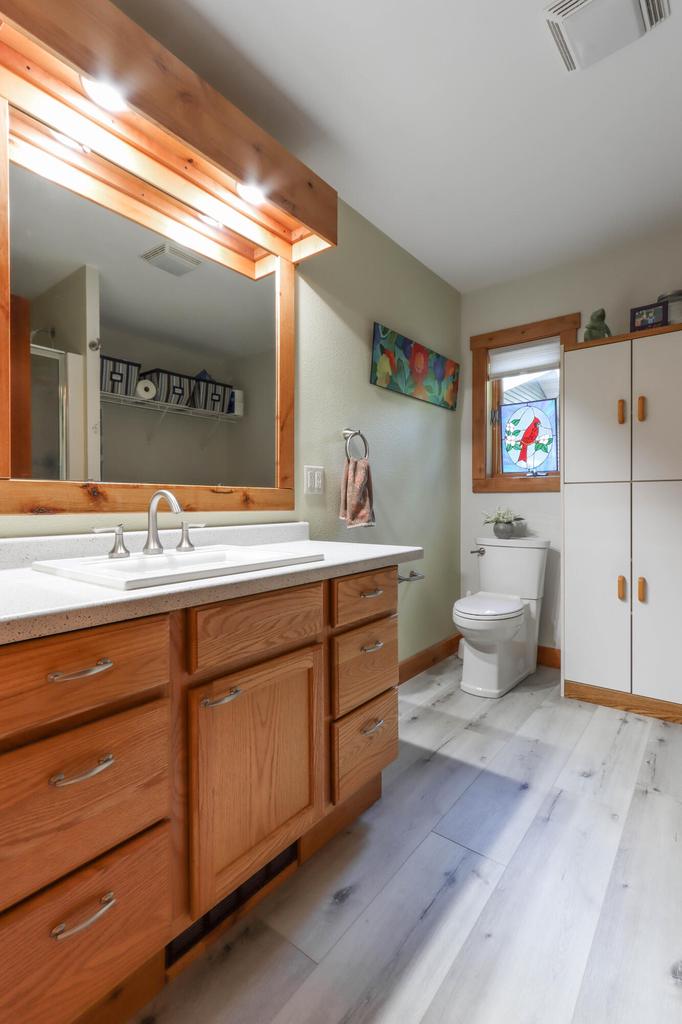 N3025 Crestwood DRIVE