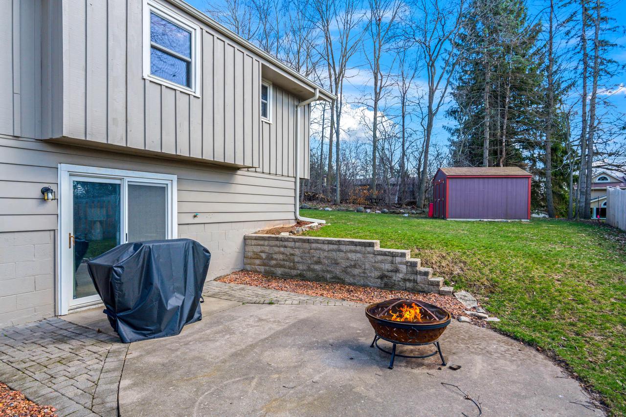 2421 Pendleton PLACE