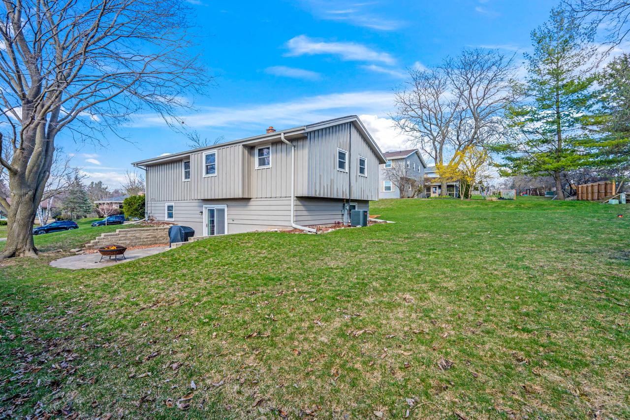 2421 Pendleton PLACE