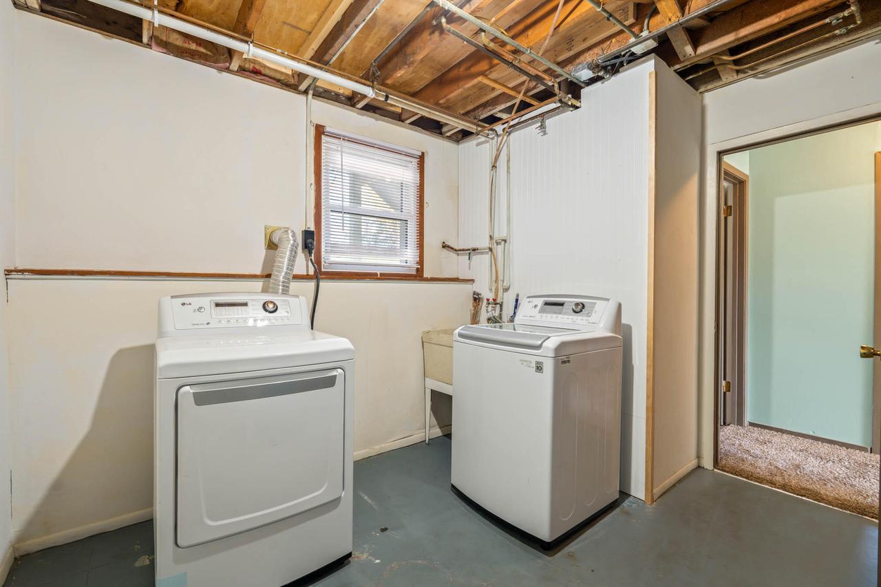 2421 Pendleton PLACE