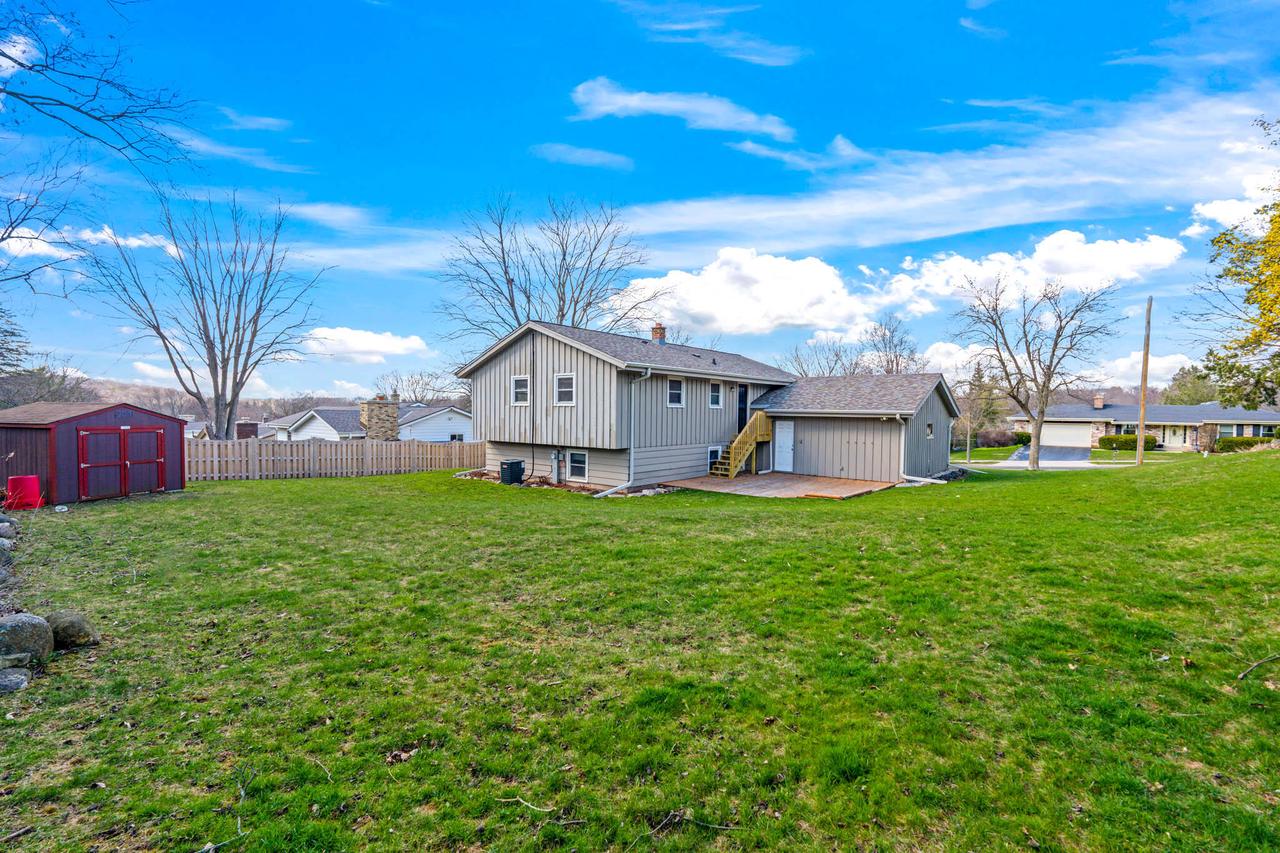 2421 Pendleton PLACE