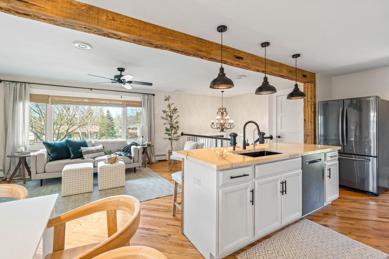 2421 Pendleton PLACE